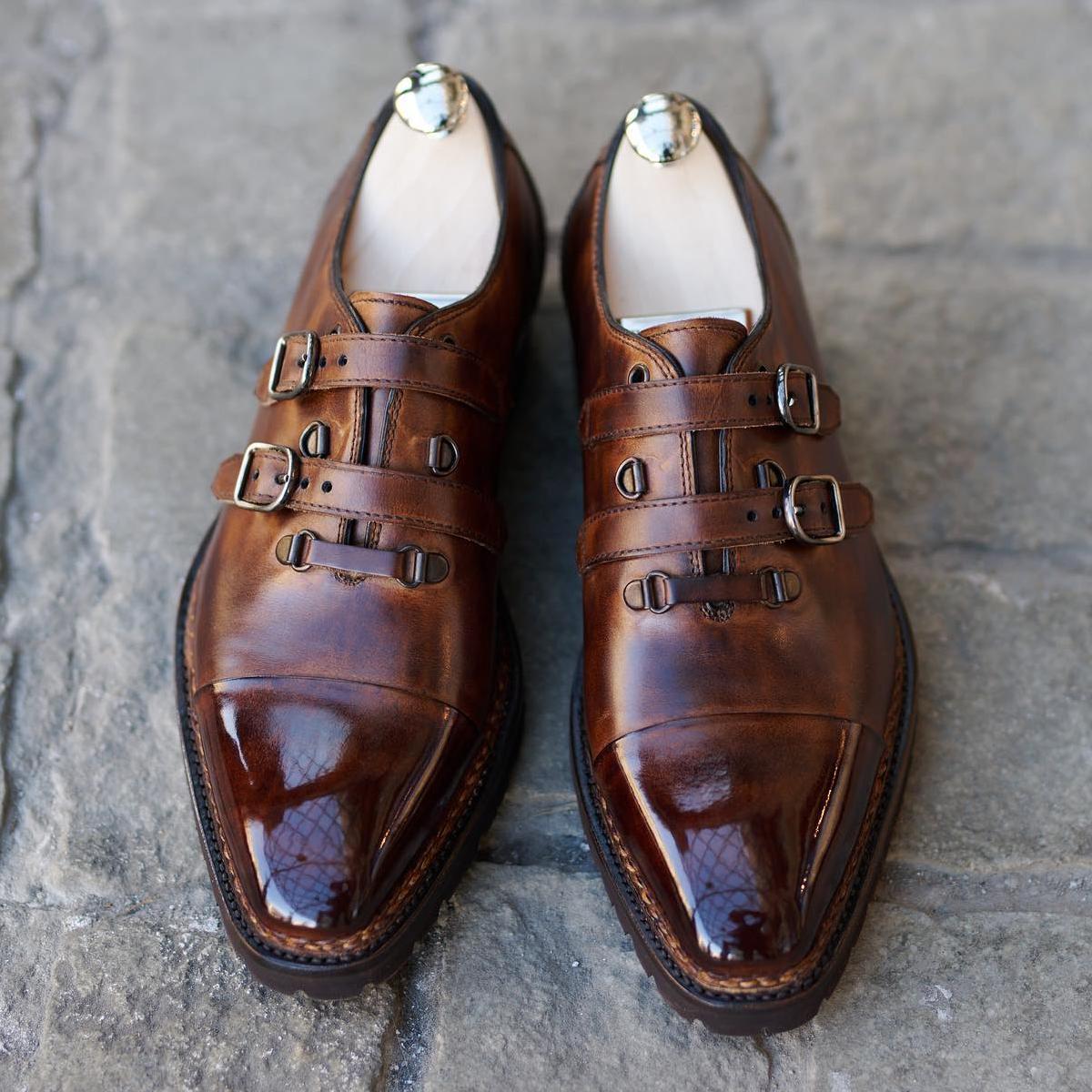 Art Monk Double Button Shoes