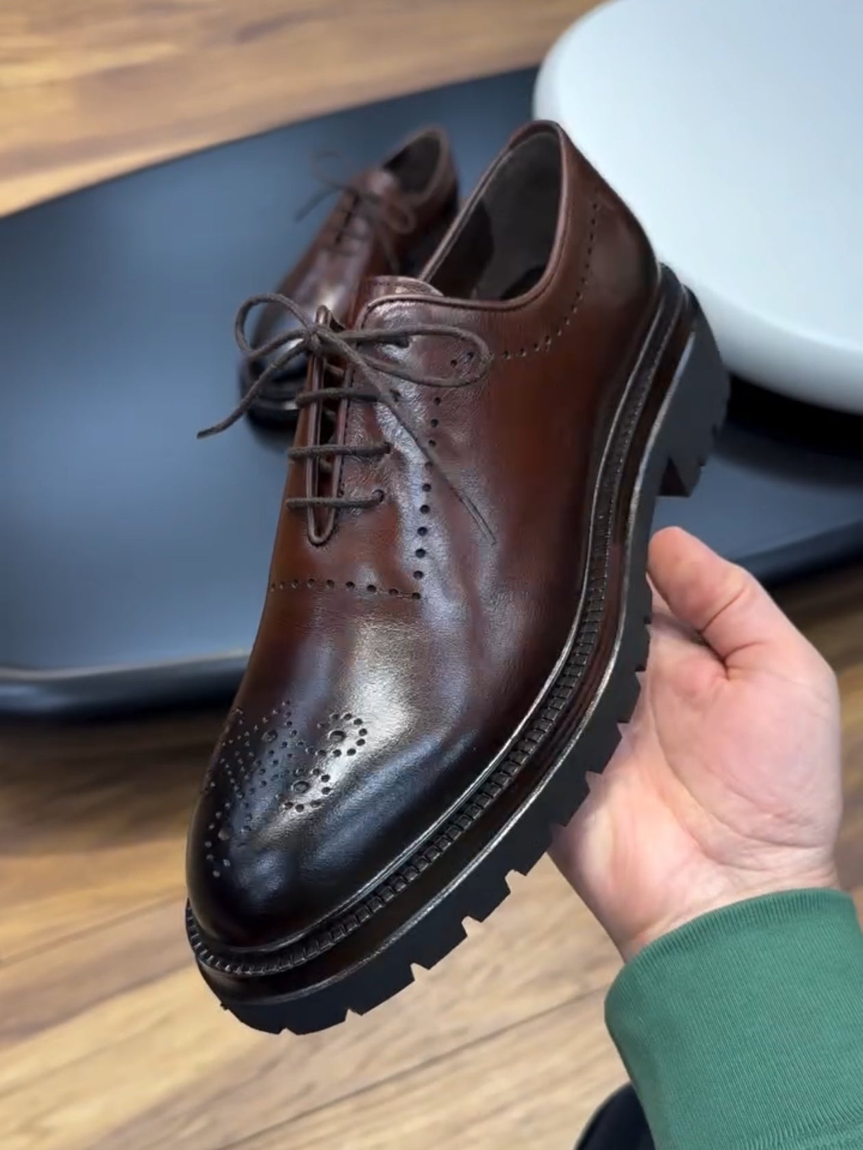 New Handmade Perforated Leather Casual Shoes