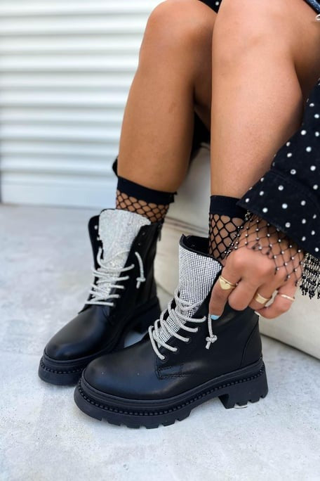 High Quality Genuine Leather Black Stony Boots