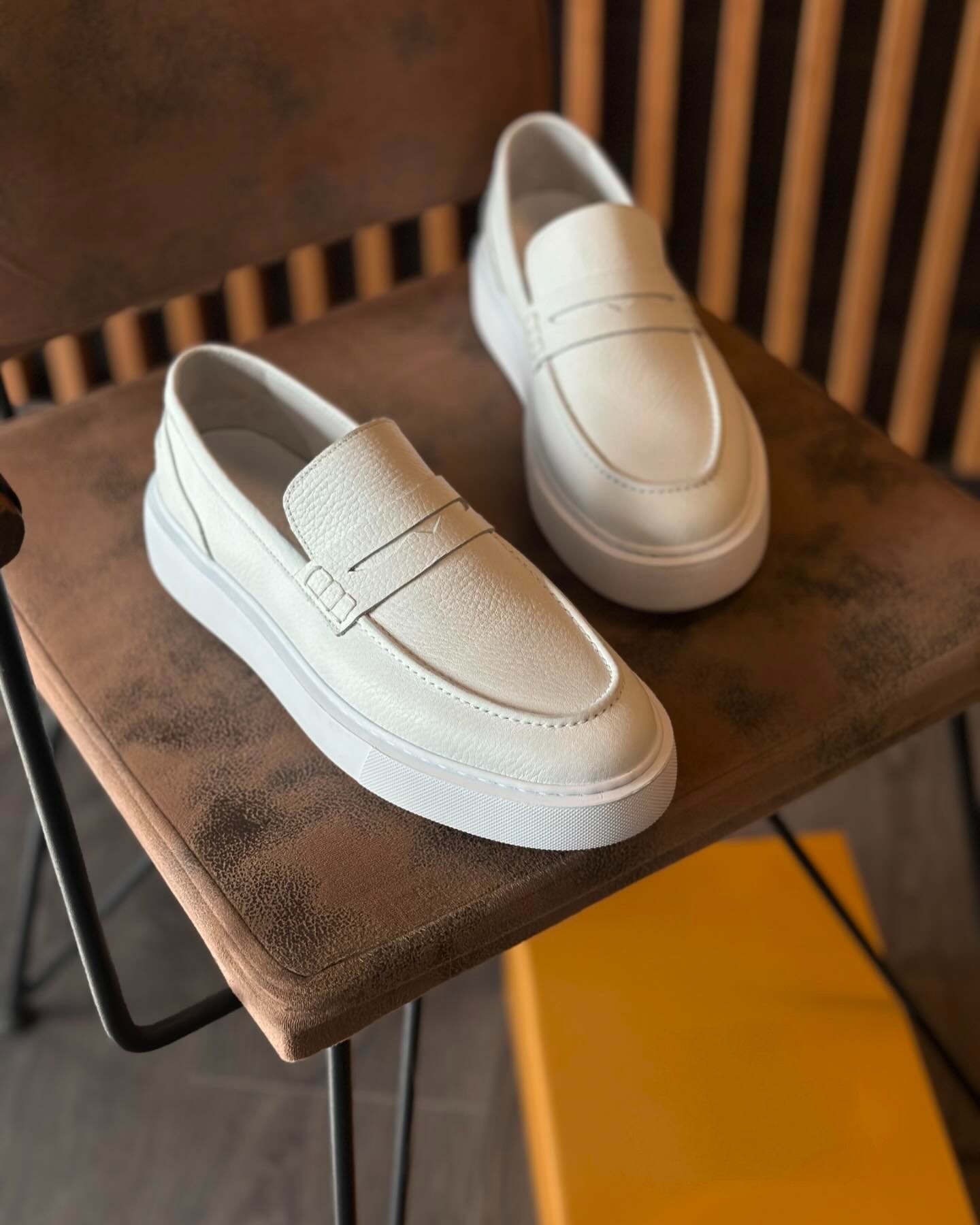 ✅High -quality Dedication✅Men’s Classic Textured Genuine Leather Slip-on Casual Shoes