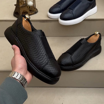 Men's Handmade Slip-on Textured Leather Casual Shoes