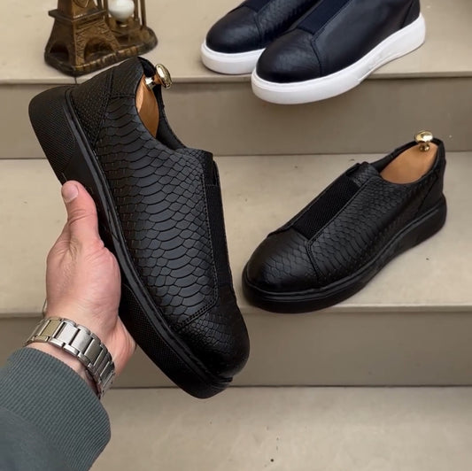 Men's Handmade Slip-on Textured Leather Casual Shoes
