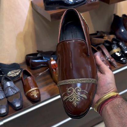 Men's Brown Embroidered Casual Loafers