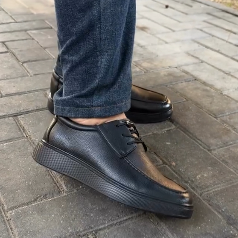 Casual Soft-Sole Lace-Up Loafers