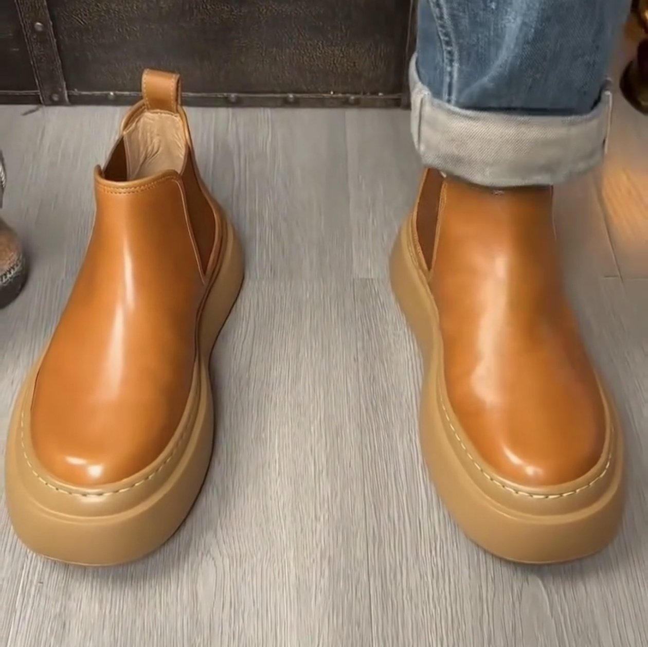 ✅High -quality Dedication✅Men's Classic Genuine Leather Thick Sole Slip-on Casual Boots