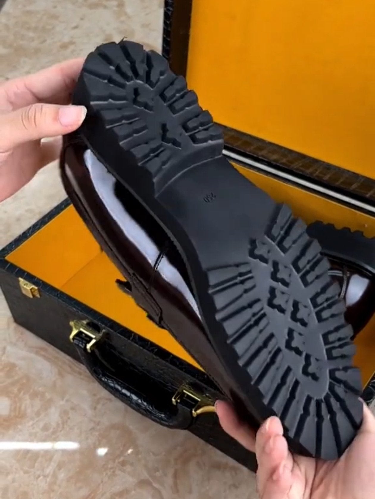 ✅High -quality Dedication✅Men's New Premium Woven Genuine Leather Formal & Casual Shoes
