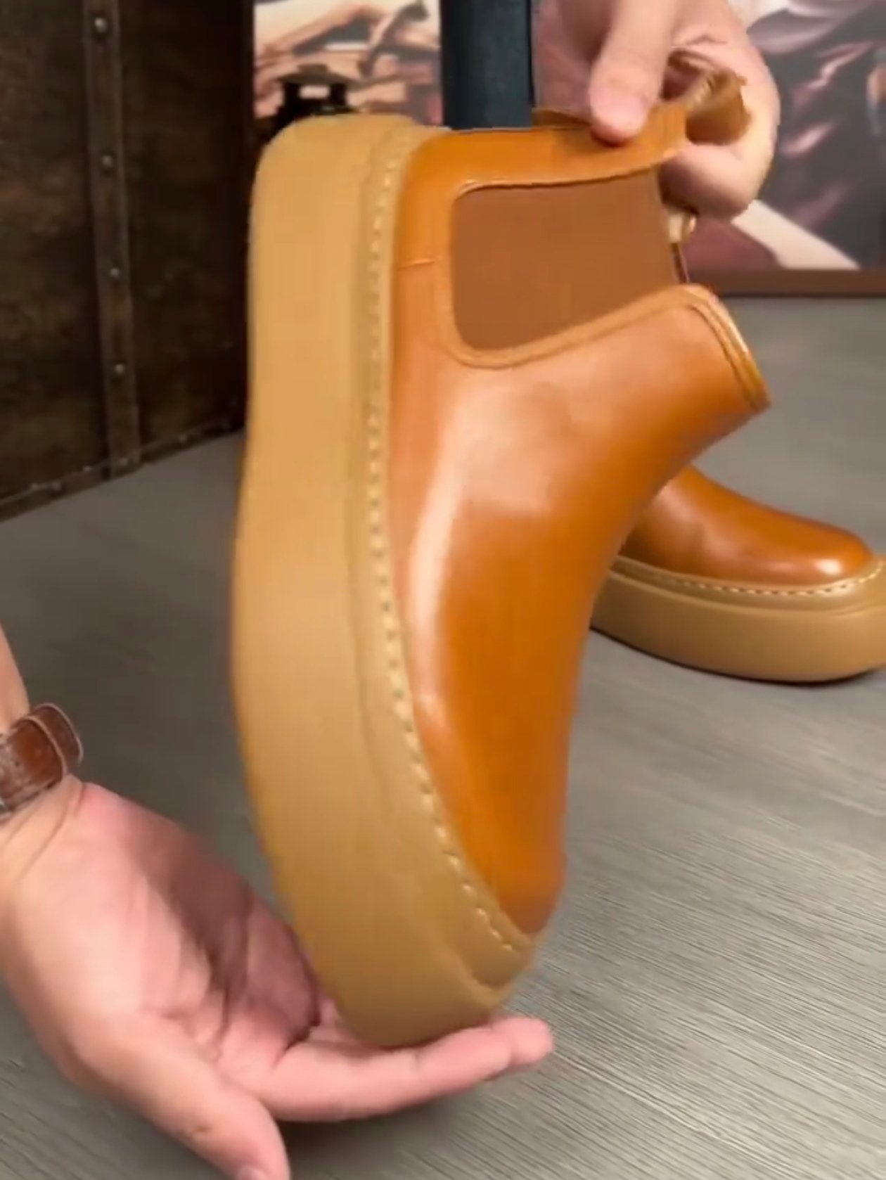 ✅High -quality Dedication✅Men's Classic Genuine Leather Thick Sole Slip-on Casual Boots