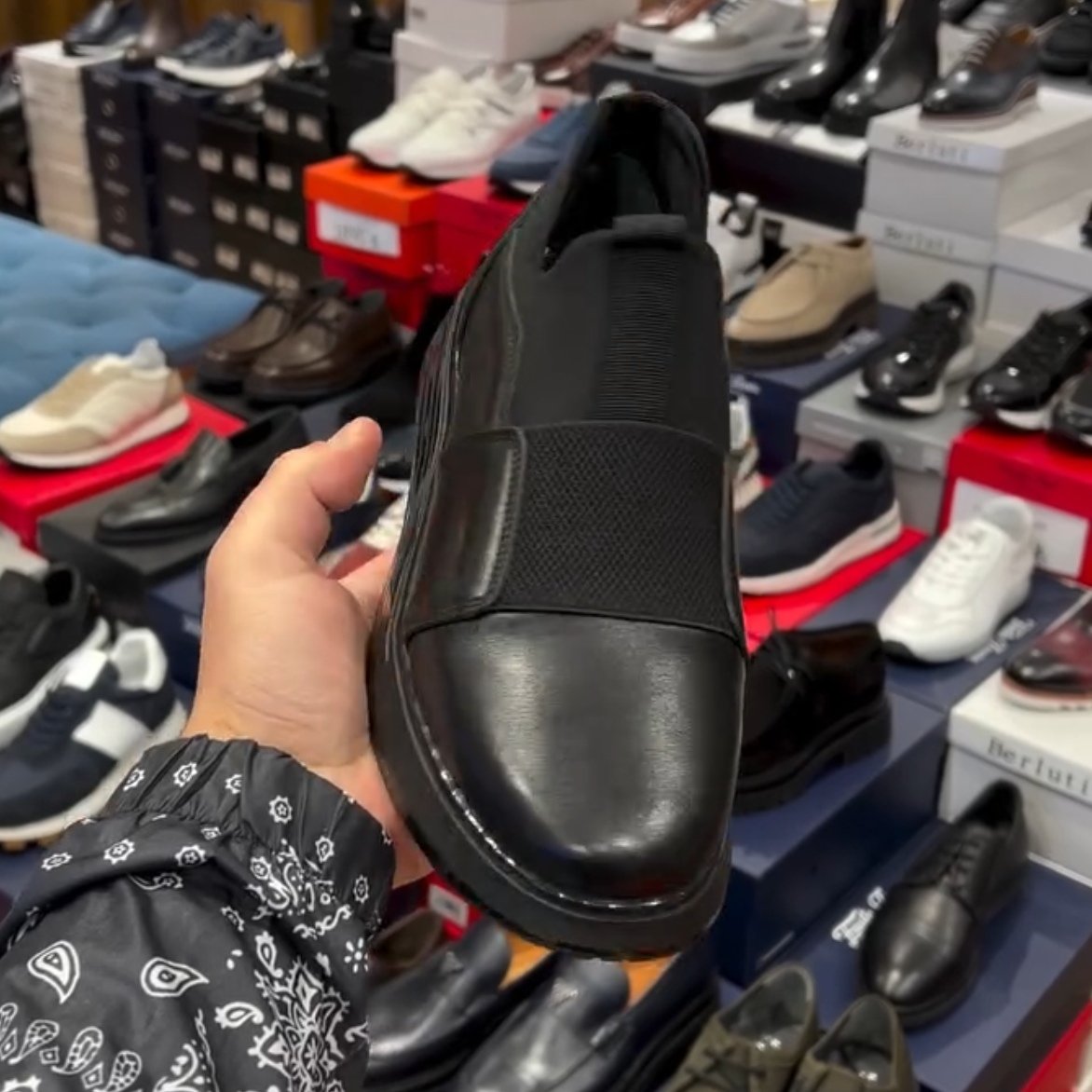 Men's Classic Waterproof Slip-on Soft Sole Casual Shoes