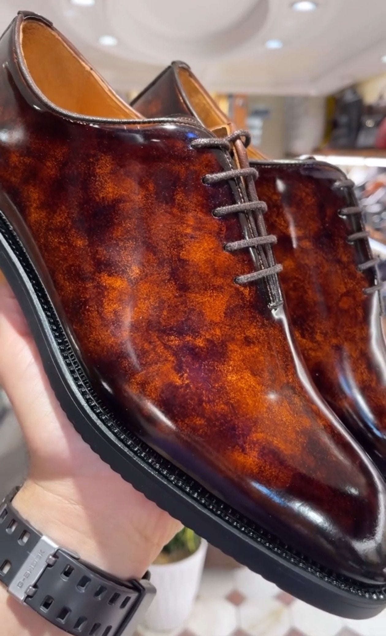 ✅High -quality Dedication✅Men's Premium Glossy Leather Casual Shoes