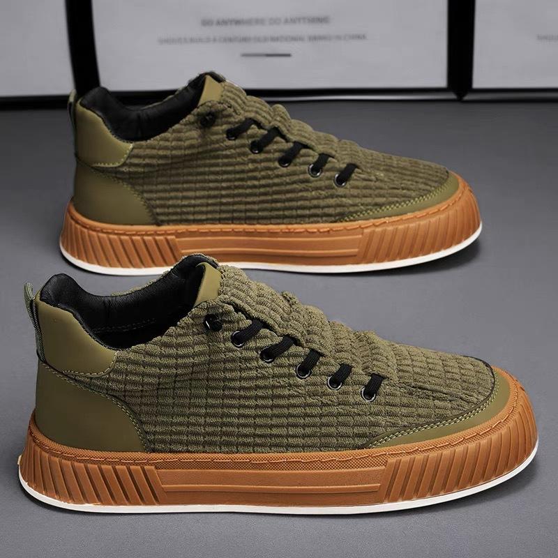 New Breathable Corduroy Casual Shoes for Autumn