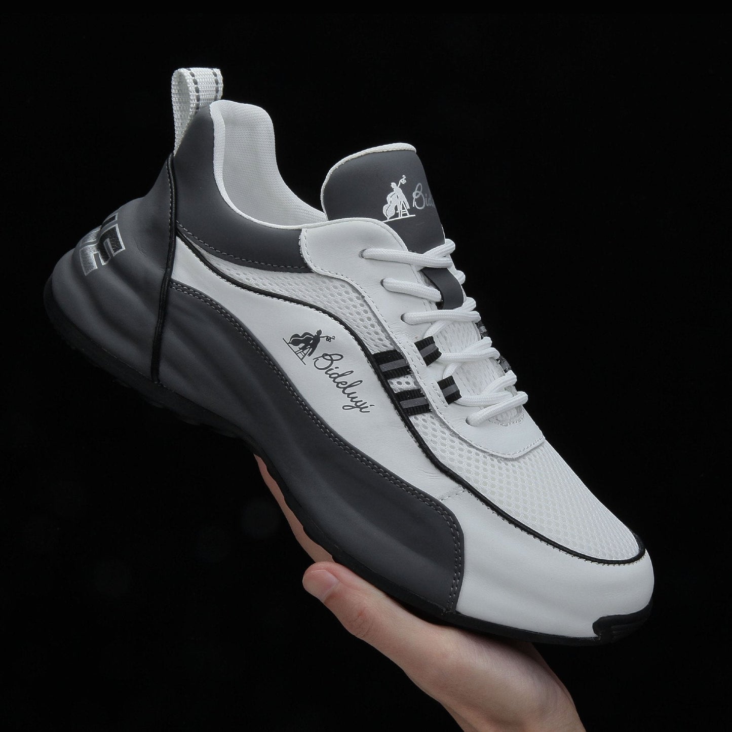 Cowhide Mesh Ultra-light Breathable Sneaker