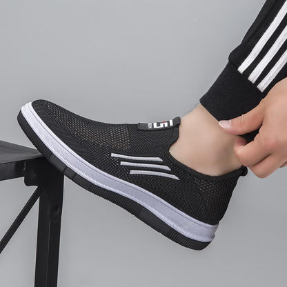 Men's New Mesh Hollow Slip-on Sports Casual Shoes